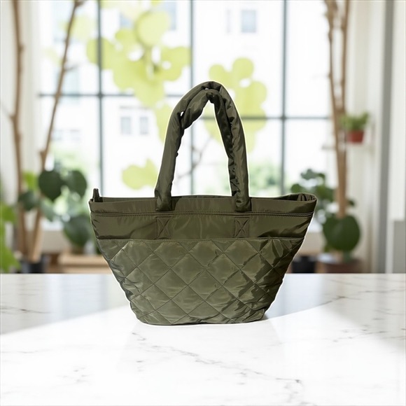 Steve Madden‎ Olive Green Quilted Tote Bag Zip Pocket New with Tags - Picture 4 of 12